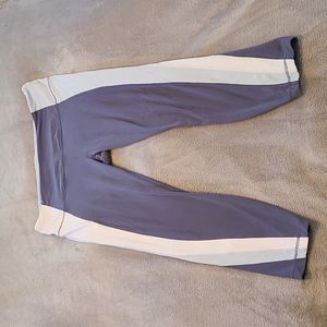 NWOT Athleta 7/8 Capri Multicolor Pant
